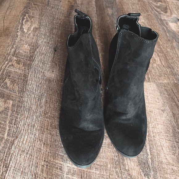 Express Boots - Picture 3 of 5